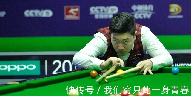 挺举项目中 挺举项目中