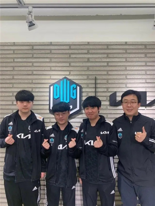 双方将在即 双方将在即