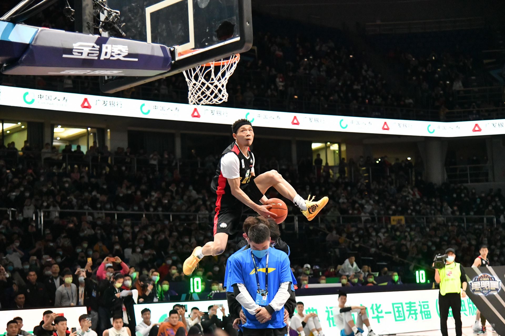 每一位年轻 每一位年轻