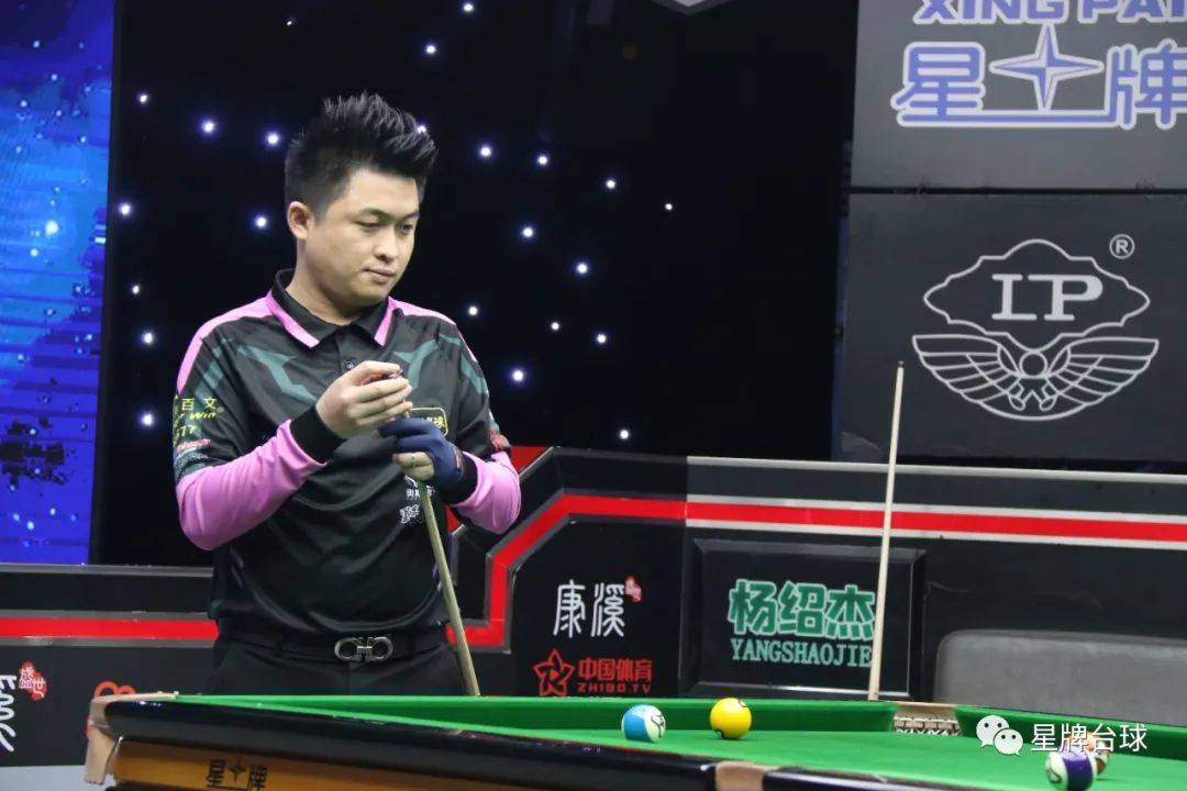 与此同时 与此同时