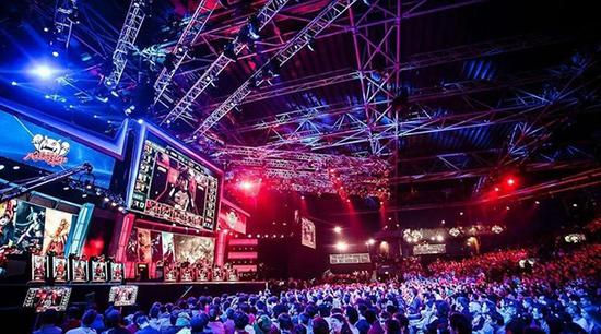 续表现充满 续表现充满